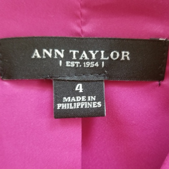 Beautiful, Ann Taylor Pink Blazer Jacket, Size 4 - Picture 4 of 5